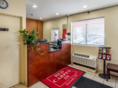 レッド カーペット イン ノーウォーク ノーウォークのホテル