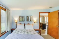 Hawley Home w/ Deck: 4 Mi to Berkshire East Resort - parking