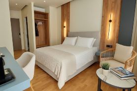 Elite Patras Suites