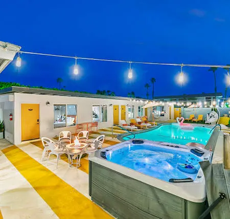 Mod Retreat in Vibrant Palm Springs