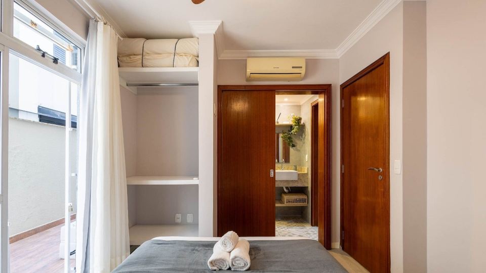 Apt with Balcony and BBQ 30m from the Sea Rdm0101