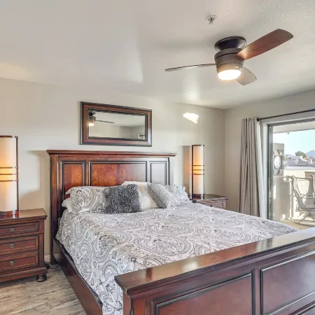 Walkable Waterfront Oasis w/ London Bridge Views!