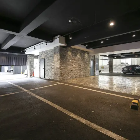 Masan Almond Hotel