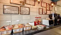 HOTEL DEAN - Indah