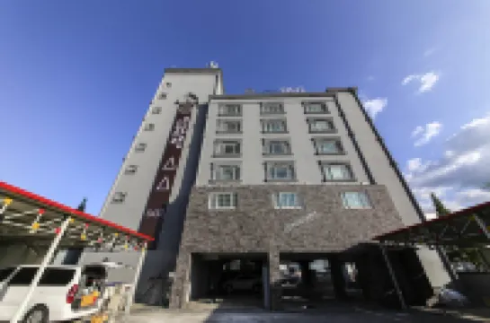 Cheongju Ochang Dot فنادق في 