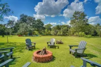 Cozy Couples Retreat w/ Porch on Bayou Teche! - Wifi