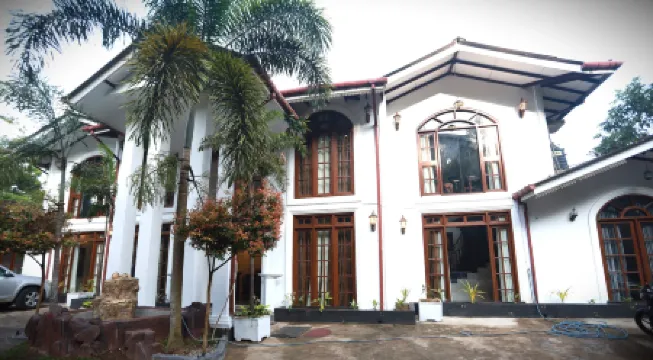 Cinnamon Crest Resort & Ayurveda Spa