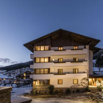 B&B Villa Angelino Отели рядом с достопримечательностью «Museum de Gherdeina»