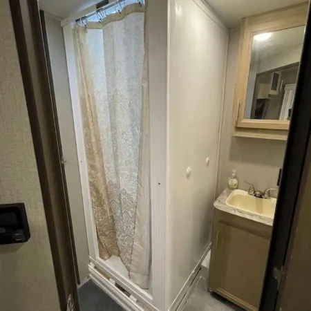 Tiny Home Paradise Отели в г. Данедин