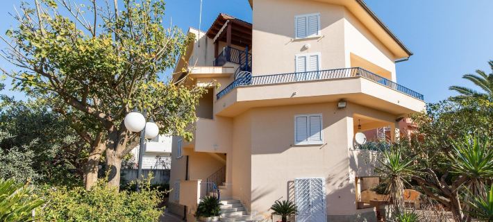 Simplistic Holiday Home in Sciacca Near Horse Riding Ξενοδοχεία στην πόλη Sciacca