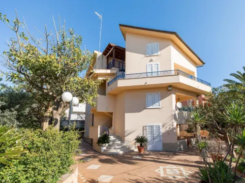 Simplistic Holiday Home in Sciacca Near Horse Riding