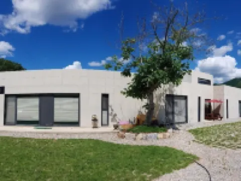 Orville Pension 華川郡酒店