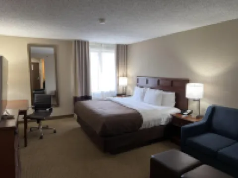 Wingate by Wyndham Utica Hotels in Macomb County