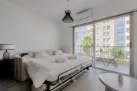 Beautiful flat with balcony - 200m from the beach