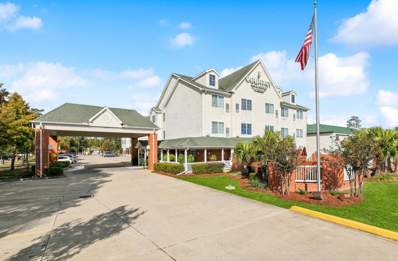 Country Inn & Suites by Radisson, Covington, LA