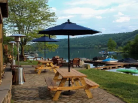 LakeFront Lodge Hotels in Garrett County