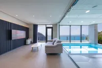 Geoje Party Regina Pool Villa