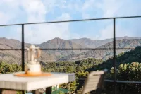 Gapyeong Gaedaek Pension - Mountain view