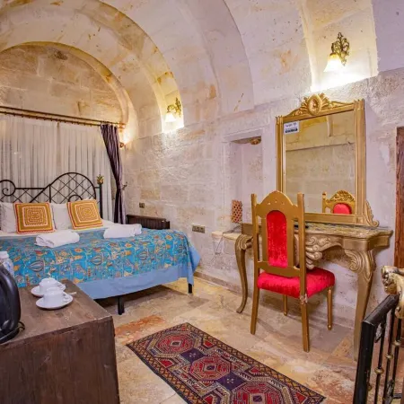 Royal Cave Hotel