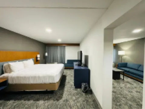 Townhouse Near Hall of Fame Canton I 77 Hotel di Plain Township