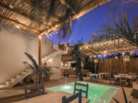 ลูนอารีนา แบร์ฟุต คอมฟอร์ต โรงแรมในทิซิมิน