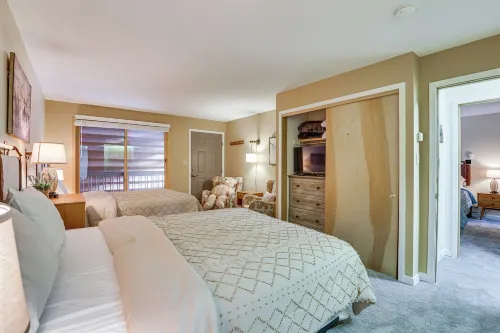 Walk to LiftsSnowDogs' Breck Condo w/ Fireplace - Baarit