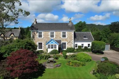 Creag Dhubh Country House โรงแรมใน