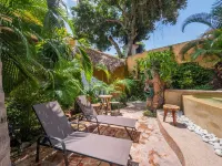 Amare Las Villas - Pool