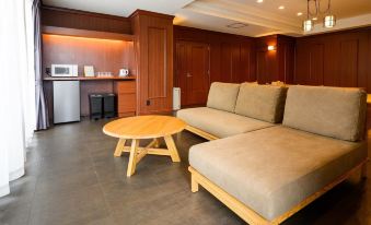 TATAMI NO YADO Chatan Mihama by COLDIO
