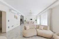 東城索迪克的三卧室複式公寓