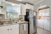 Charming Pet Friendly 2BR Retreat
