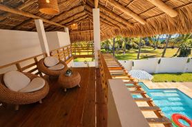 Oceanfront Villa in Amatecampo Beach