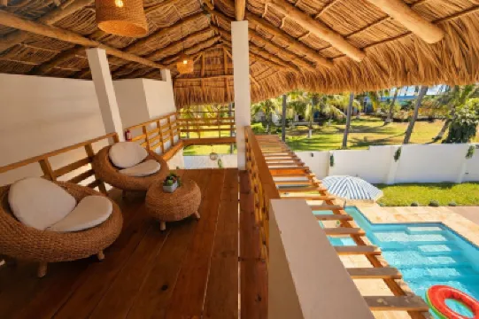 Oceanfront Villa in Amatecampo Beach Hotel a 