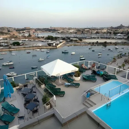 Bayview Hotel by ST Hotels