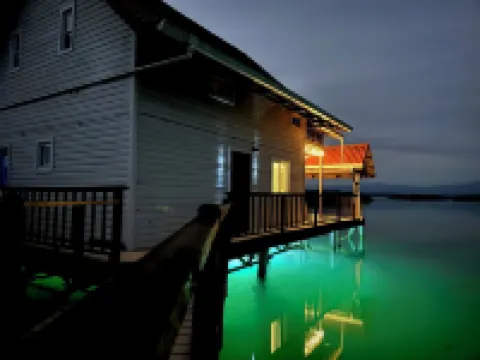 Six Pillars Resort Hotels in 