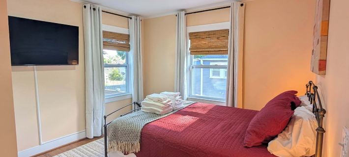Stylish Durham Retreat - Walkable, Sleeps 6 Hotels in Durham County