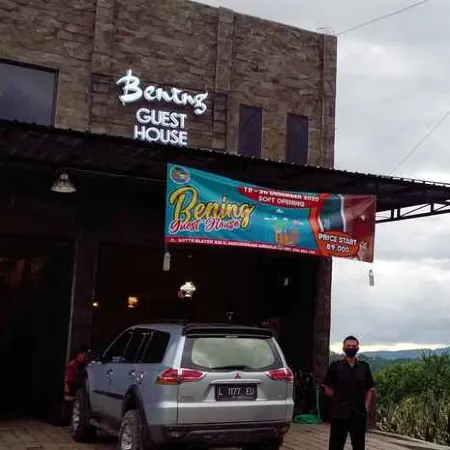 Bening Guest House Ambulu