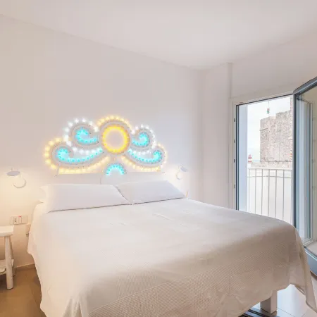Seafront Apartments by Carlo V Castle, Monopoli Old Town - Helloapulia Al Castello di Amec