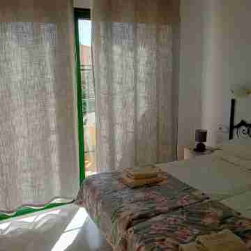 Duplex Apartment, with private garden, in quiet complex Rooms