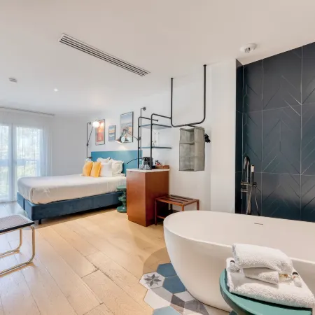 Victoria Boutique Hotel
