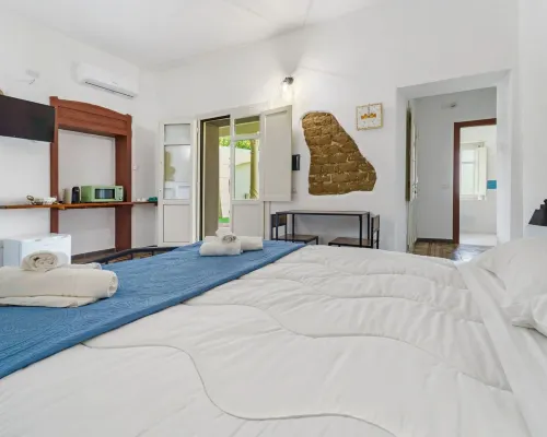 Luxar Suites & Apartments Hotels in Assemini