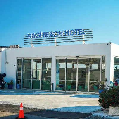 ناجي بيتش هوتل Hotels near مول أواسيس