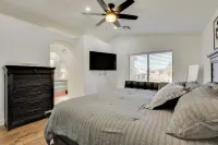 7 Mi to State Farm Stadium: Family Home w/ Pool - 3-Sterne