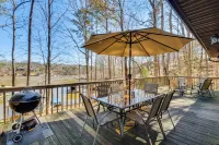Lake Keowee Family Retreat w/ Private Dock - 3-Star
