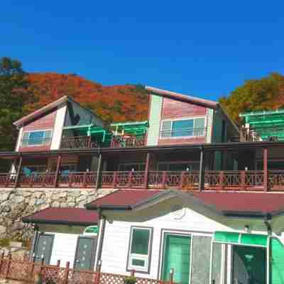 Ulju Pogni Pension Hotel Exterior