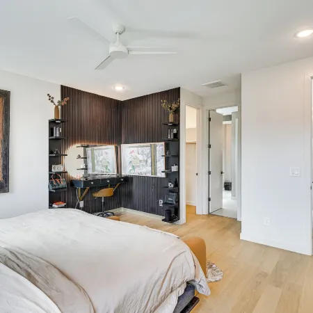 2 Mi to Wakemed: Modern Raleigh Duplex w/ Yard