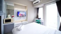 Modern and Homey Studio at Tanglin Supermall Mansion Apartment By Travelio