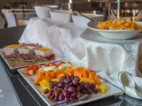 Lakeview Boutique Hotel & Conference Center - breakfast