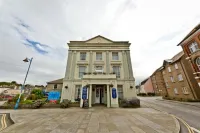 The White Hart Hotel - parking