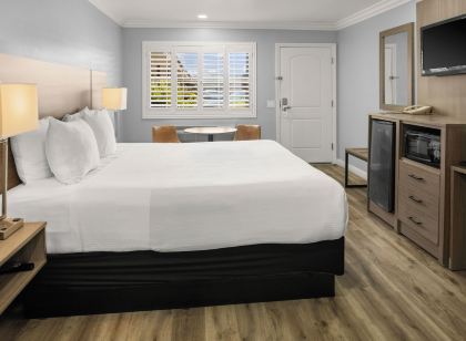 Lone Oak Lodge